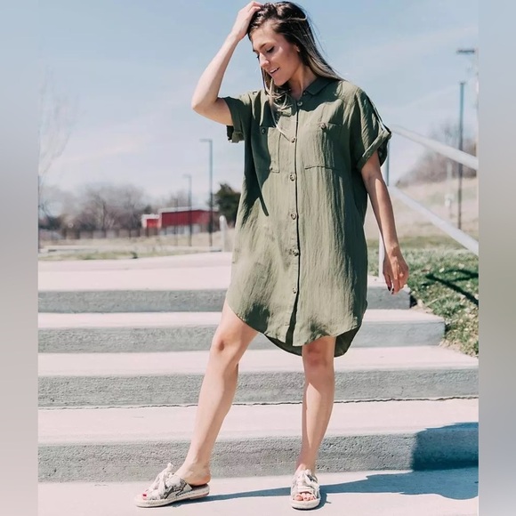 Mustard Seed Army Green Short Sleeve Button Down Shirt Dress - Picture 1 of 8